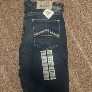 Men’s Ariat M5 Straight Fit 30x32